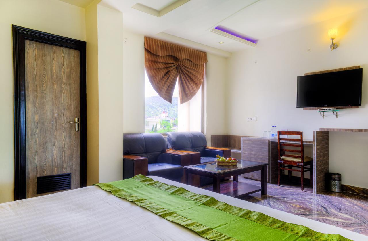 Hotel King Palace Dzsaipur Kültér fotó