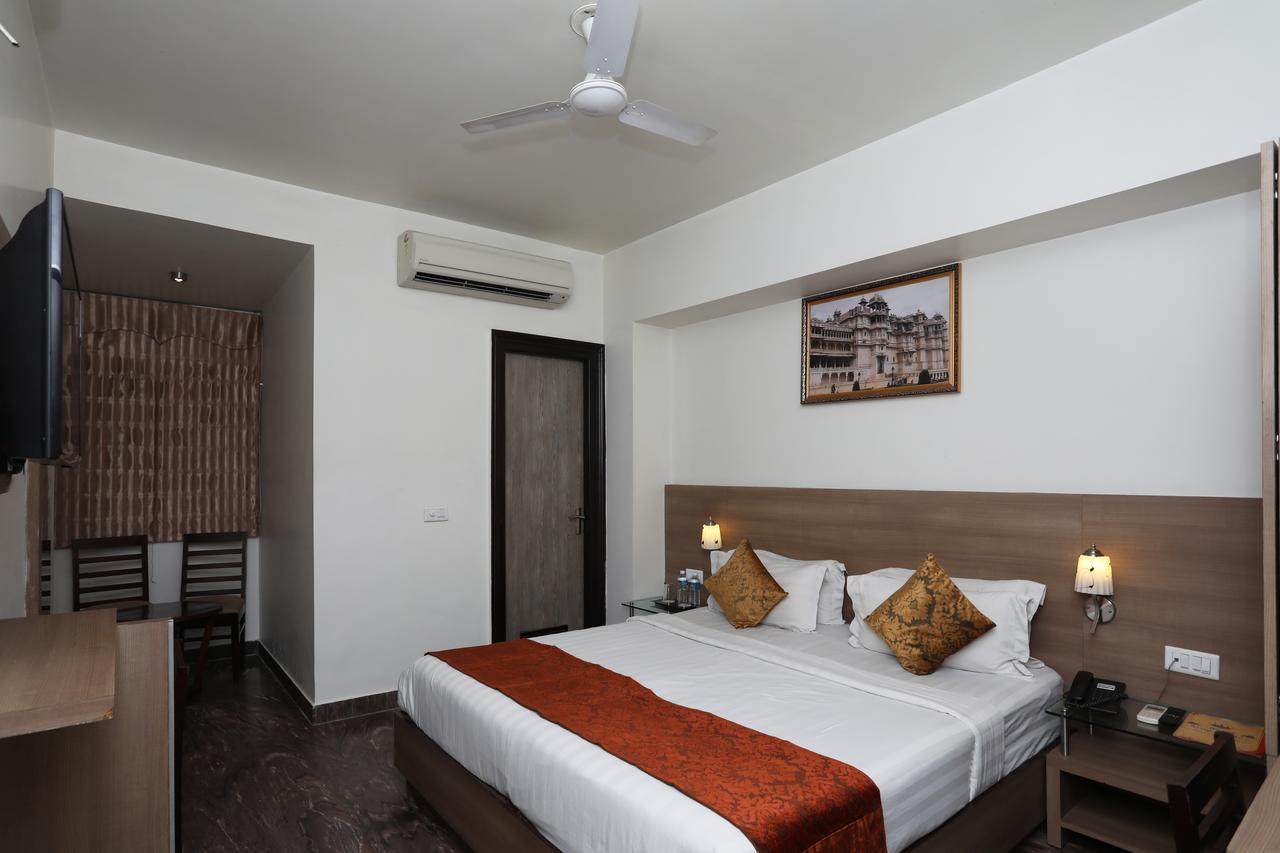Hotel King Palace Dzsaipur Kültér fotó