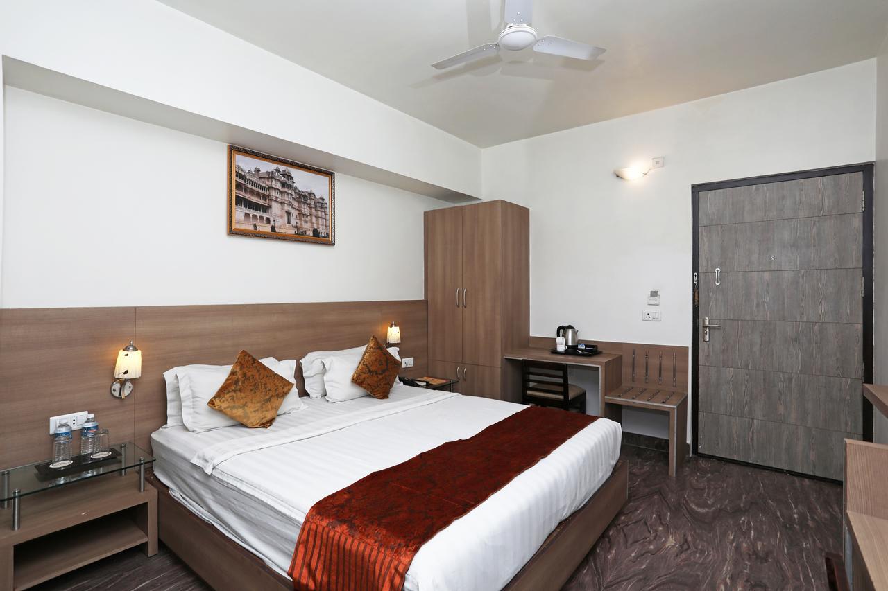 Hotel King Palace Dzsaipur Kültér fotó
